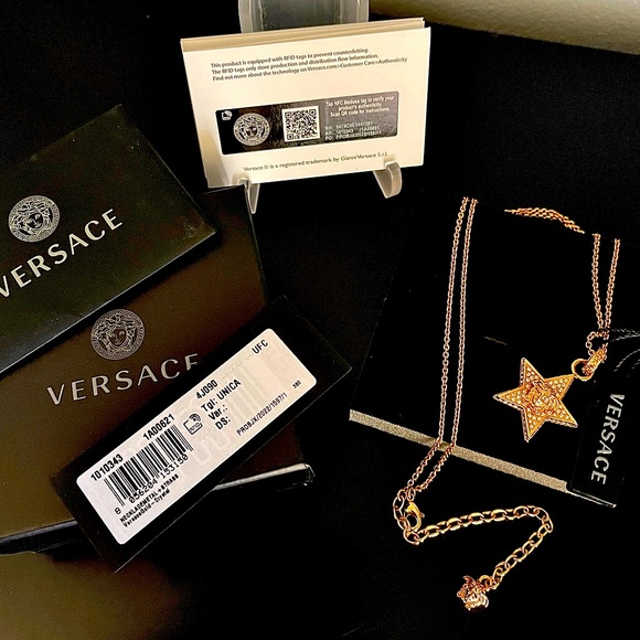 Versace Gorgeous Galaxy Star Medusa Necklace surrounded by Crystals NWT in box - Picture 11 of 16